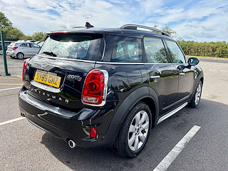 2020 MINI Countryman — image 22