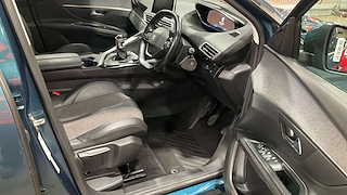2019 Peugeot 5008 — image 30
