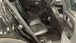 2019 Volvo XC40 — image 25