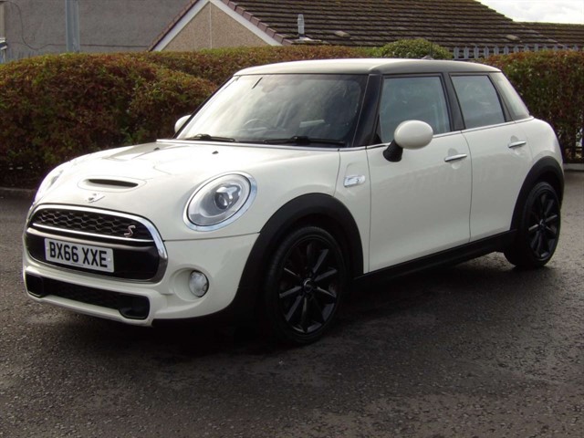 Used MINI Hatch in Larkhall, South Lanarkshire