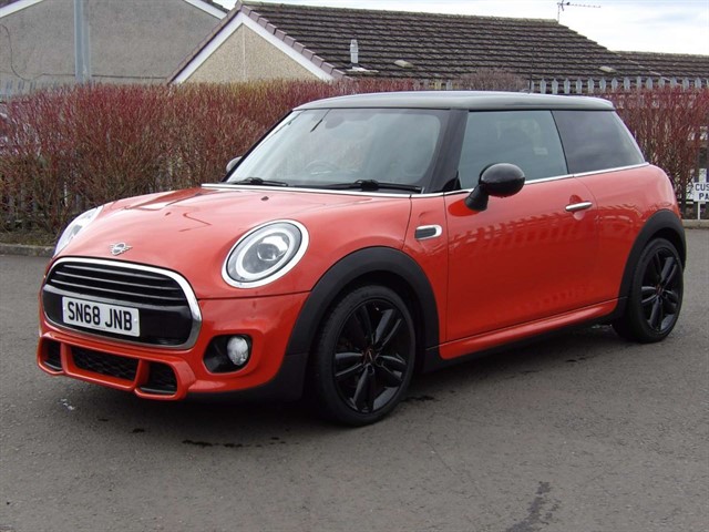 Used MINI Hatch in Larkhall, South Lanarkshire
