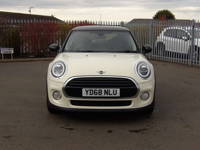 Used MINI Hatch in Larkhall, South Lanarkshire