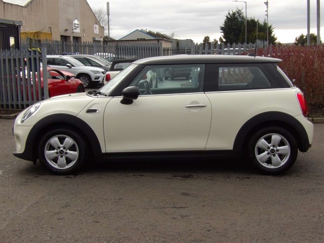 Used MINI Hatch in Larkhall, South Lanarkshire