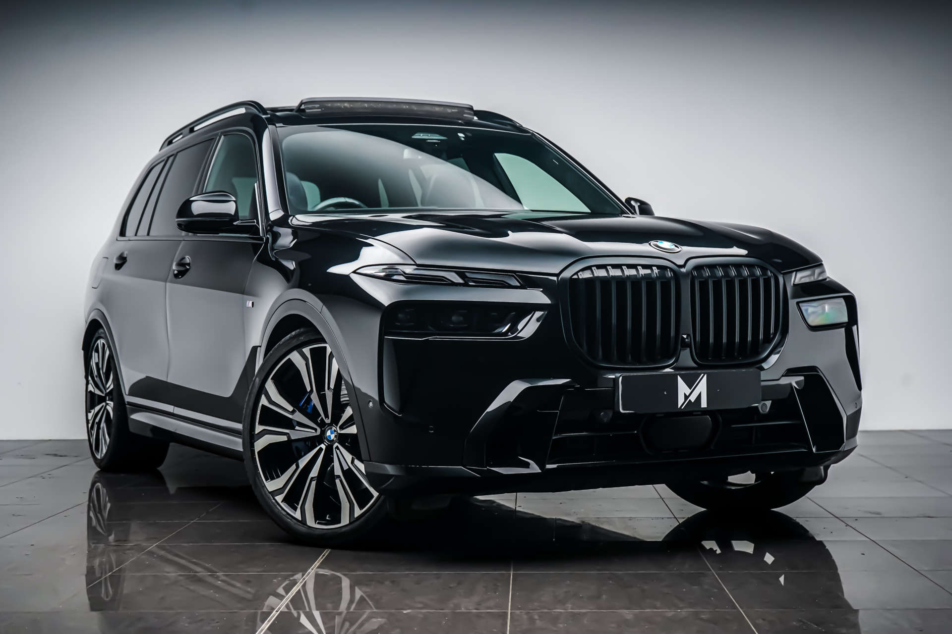 2023 BMW X7