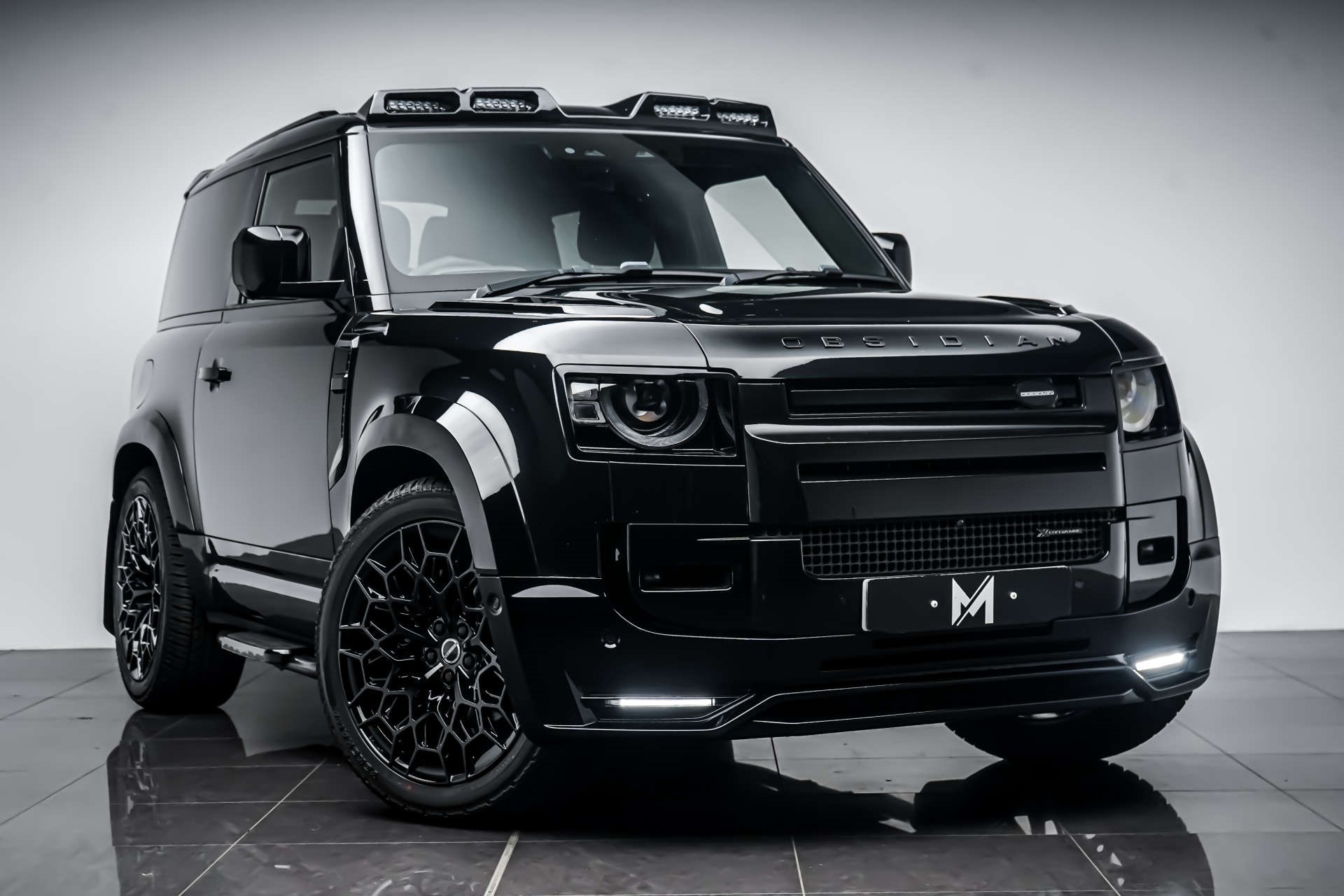 Used Land Rover Defender 90 D300 MHEV X-Dynamic HSE Hard Top SUV Diesel ...