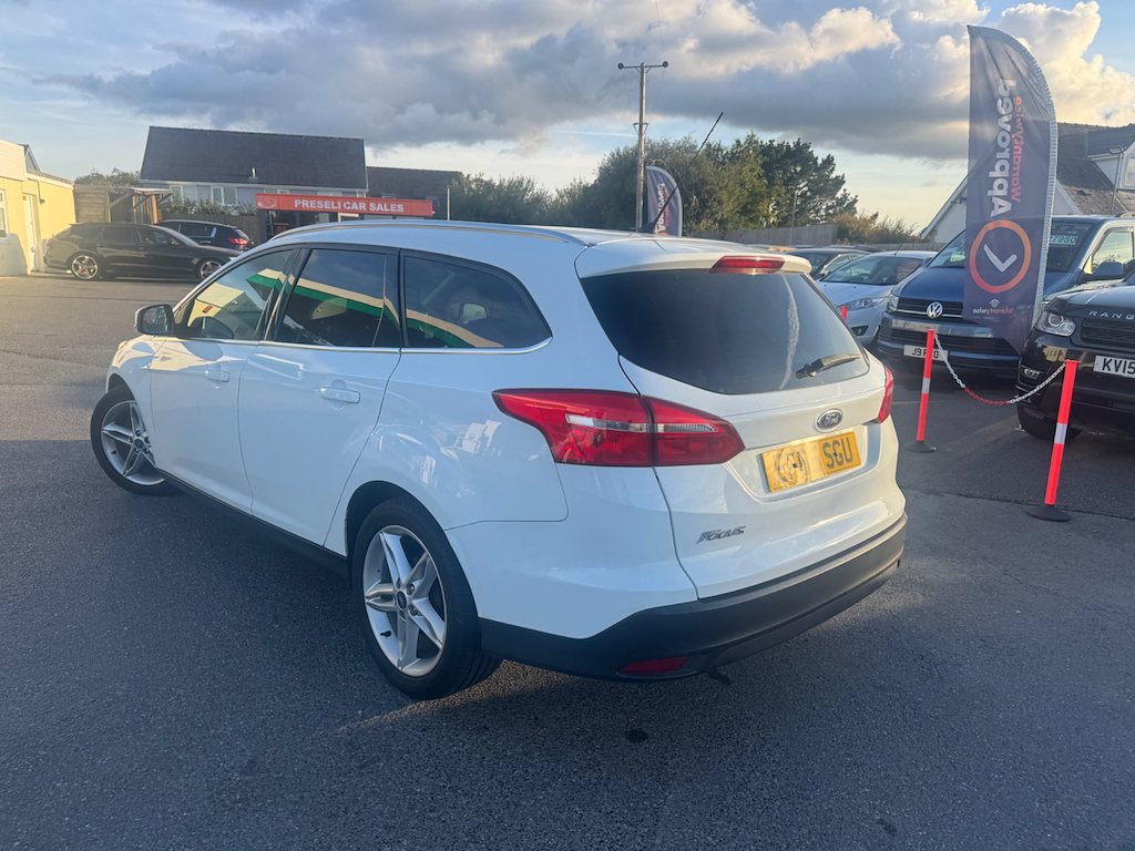 2015 65 FORD FOCUS