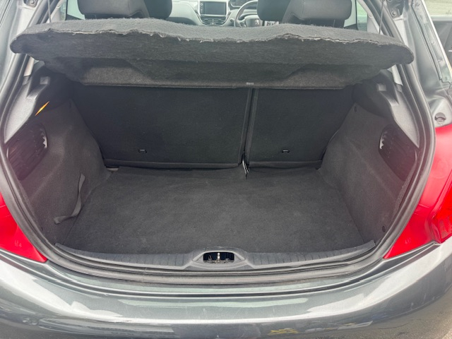 2014 63 PEUGEOT 208