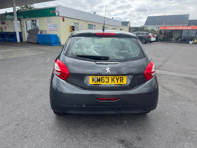 2014 63 PEUGEOT 208