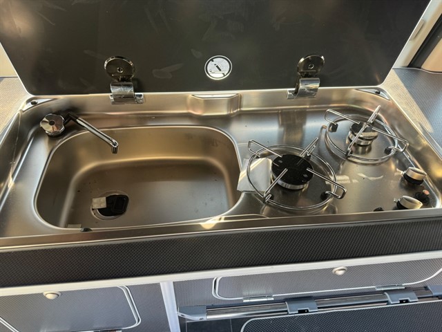 Used Nissan Elgrand