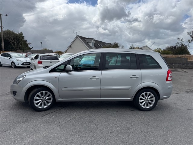 Used Vauxhall Zafira