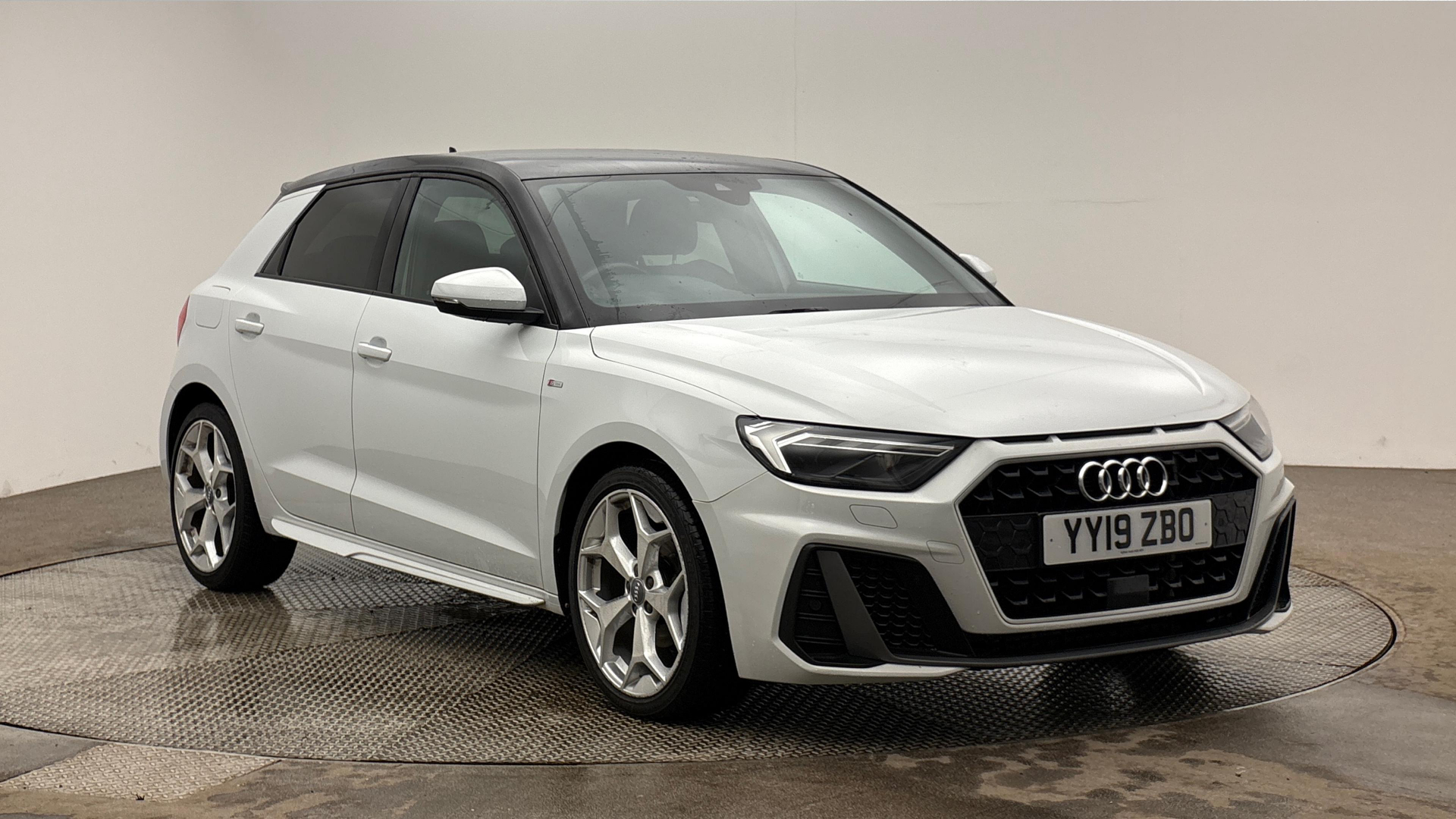 2019 Audi A1