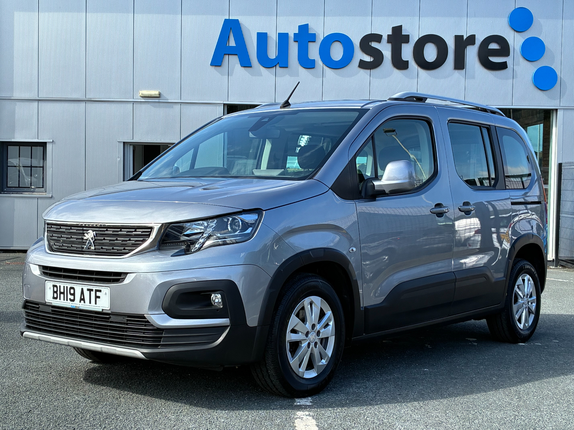 2019 PEUGEOT RIFTER