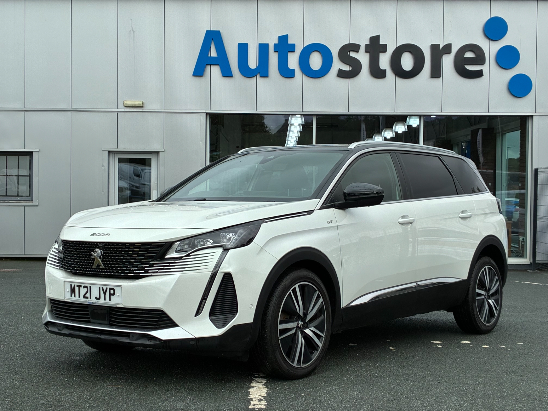 2021 Peugeot 5008
