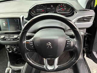 Used Peugeot 208 from David Hayton Autostore