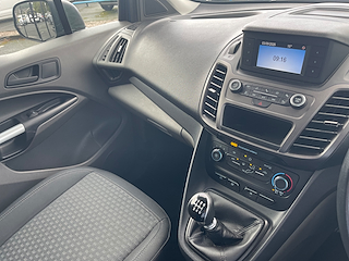 Used Ford Tourneo Connect from David Hayton Autostore