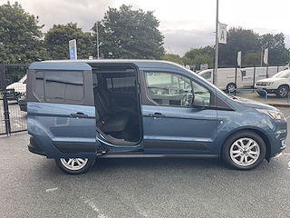 Used Ford Tourneo Connect from David Hayton Autostore