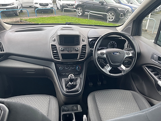 Used Ford Tourneo Connect from David Hayton Autostore