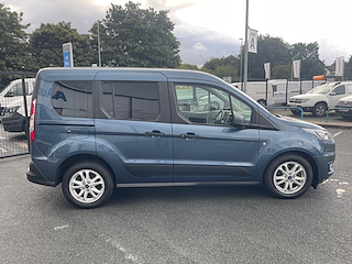 Used Ford Tourneo Connect from David Hayton Autostore