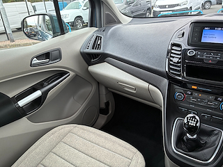 Used Ford Grand Tourneo Connect from David Hayton Autostore