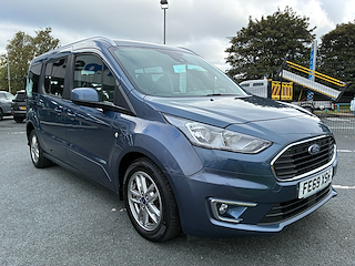 Used Ford Grand Tourneo Connect from David Hayton Autostore