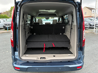 Used Ford Grand Tourneo Connect from David Hayton Autostore