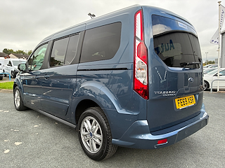 Used Ford Grand Tourneo Connect from David Hayton Autostore