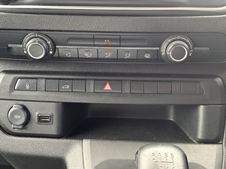 Used Peugeot Expert from David Hayton Autostore