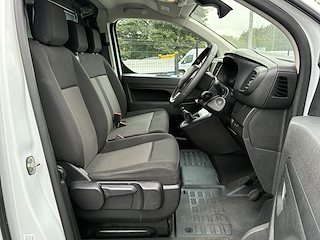Used Vauxhall Vivaro from David Hayton Autostore