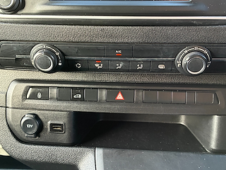 Used Peugeot Expert from David Hayton Autostore