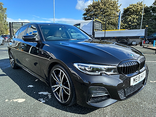 Used BMW 320i from David Hayton Autostore