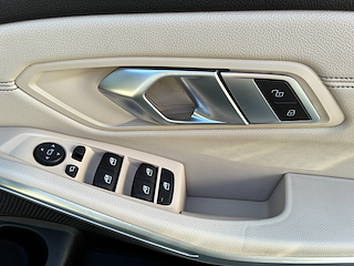 Used BMW 320i from David Hayton Autostore