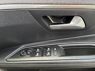 Used Peugeot 3008 from David Hayton Autostore