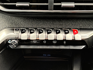 Used Peugeot 3008 from David Hayton Autostore