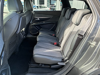 Used Peugeot 5008 from David Hayton Autostore