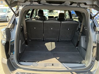 Used Peugeot 5008 from David Hayton Autostore