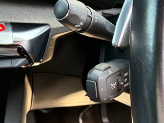 Used Peugeot 5008 from David Hayton Autostore