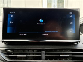 Used Peugeot 3008 from David Hayton Autostore