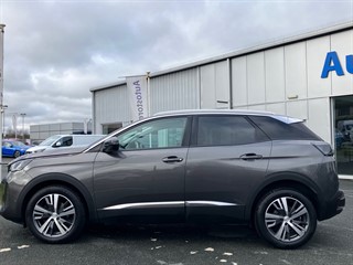 Used Peugeot 3008 from David Hayton Autostore