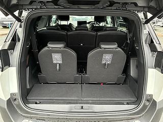 Used Peugeot 5008 from David Hayton Autostore
