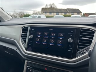 Used Volkswagen T-Roc from David Hayton Autostore