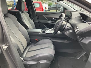 Used Peugeot 3008 from David Hayton Autostore