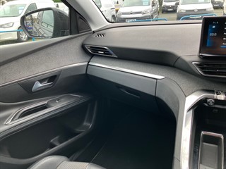 Used Peugeot 3008 from David Hayton Autostore