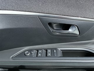 Used Peugeot 3008 from David Hayton Autostore