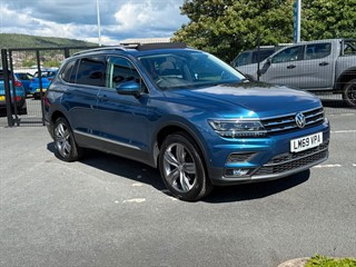Used Volkswagen Tiguan Allspace from David Hayton Autostore