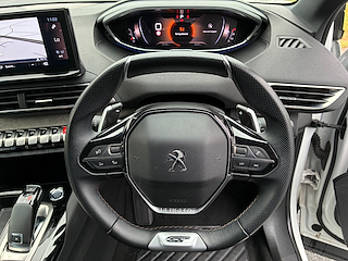 Used Peugeot 5008 from David Hayton Autostore
