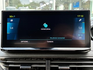 Used Peugeot 3008 from David Hayton Autostore