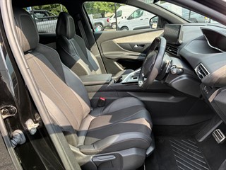 Used Peugeot 3008 from David Hayton Autostore