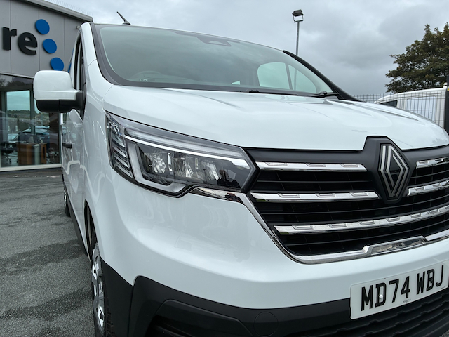 Used Renault Trafic