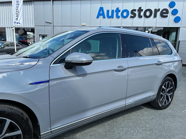 Used Volkswagen Passat