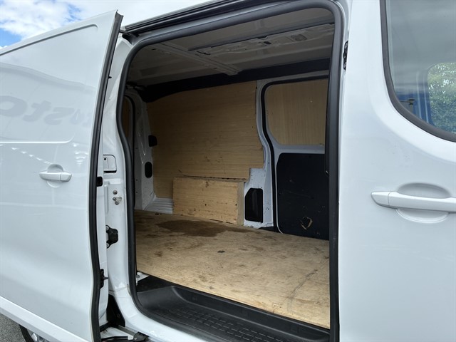 Used Peugeot Expert